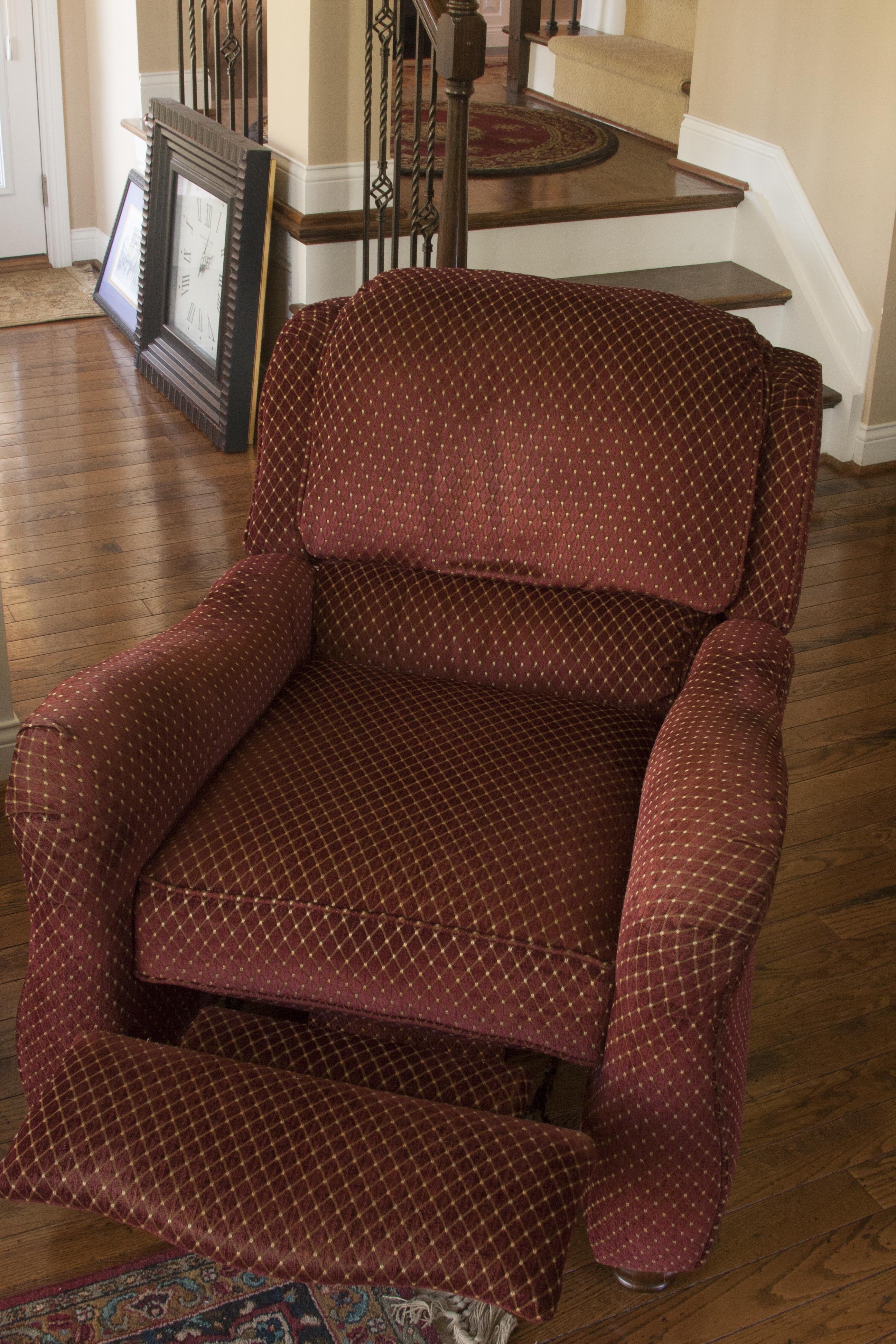Haverty's Upholstered Recliner
