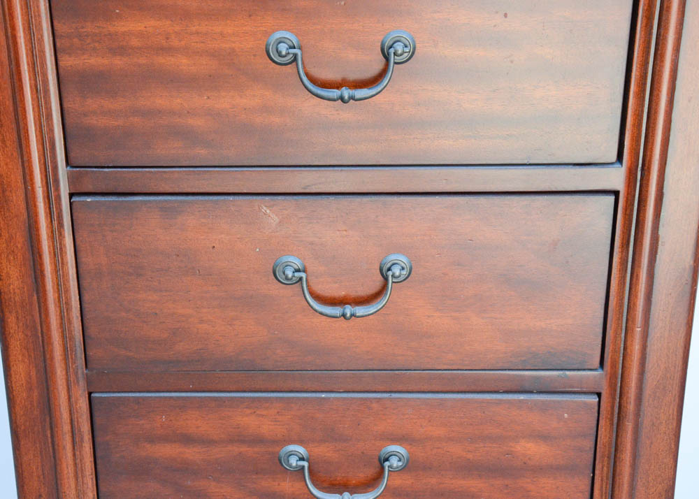 Rotating Chest of Drawers