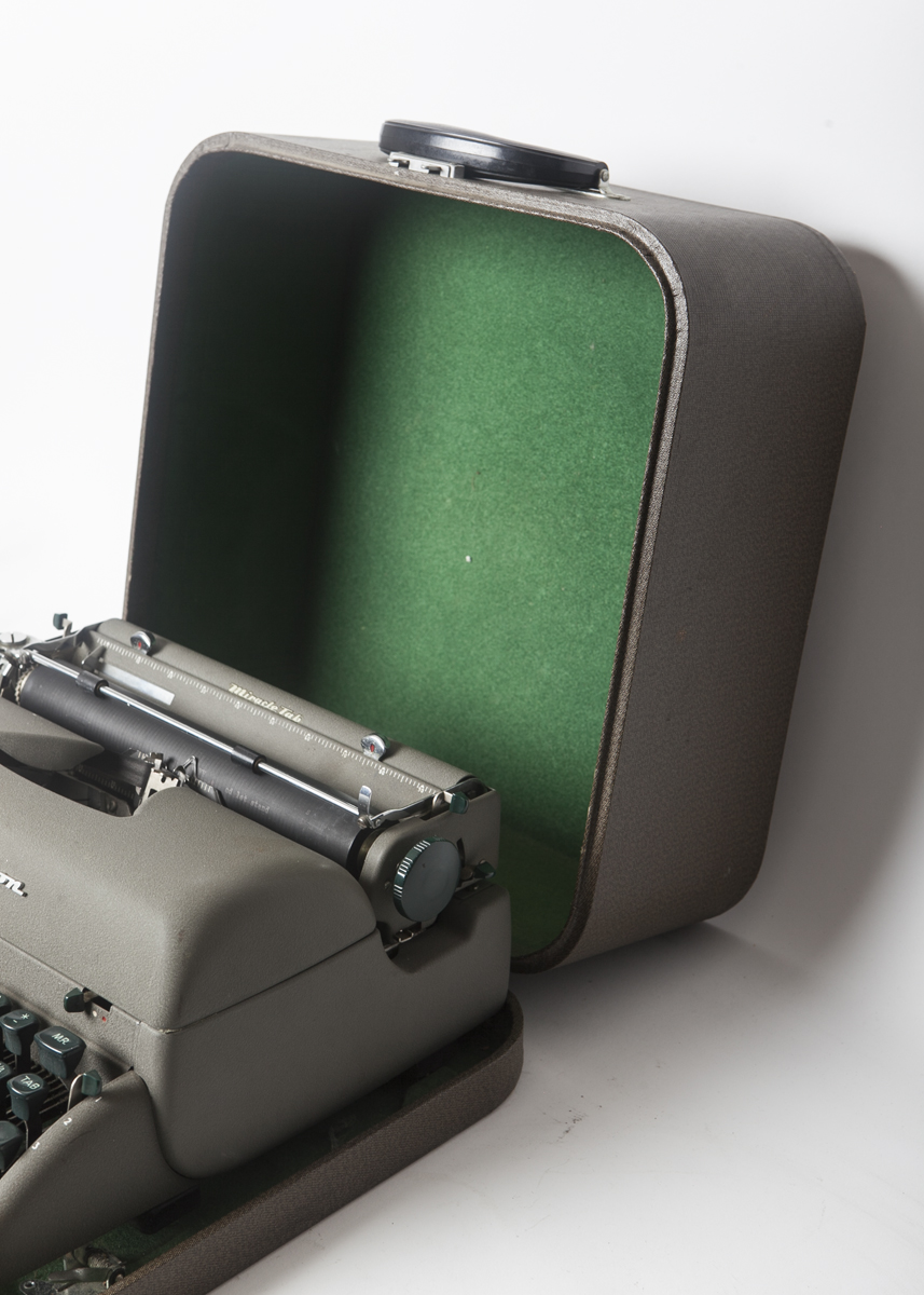 Vintage Remington Typewriter