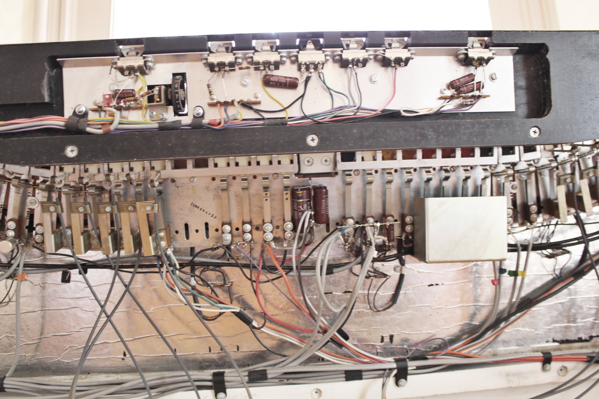 Conn Theater Organ Model 640 and Leslie Speaker