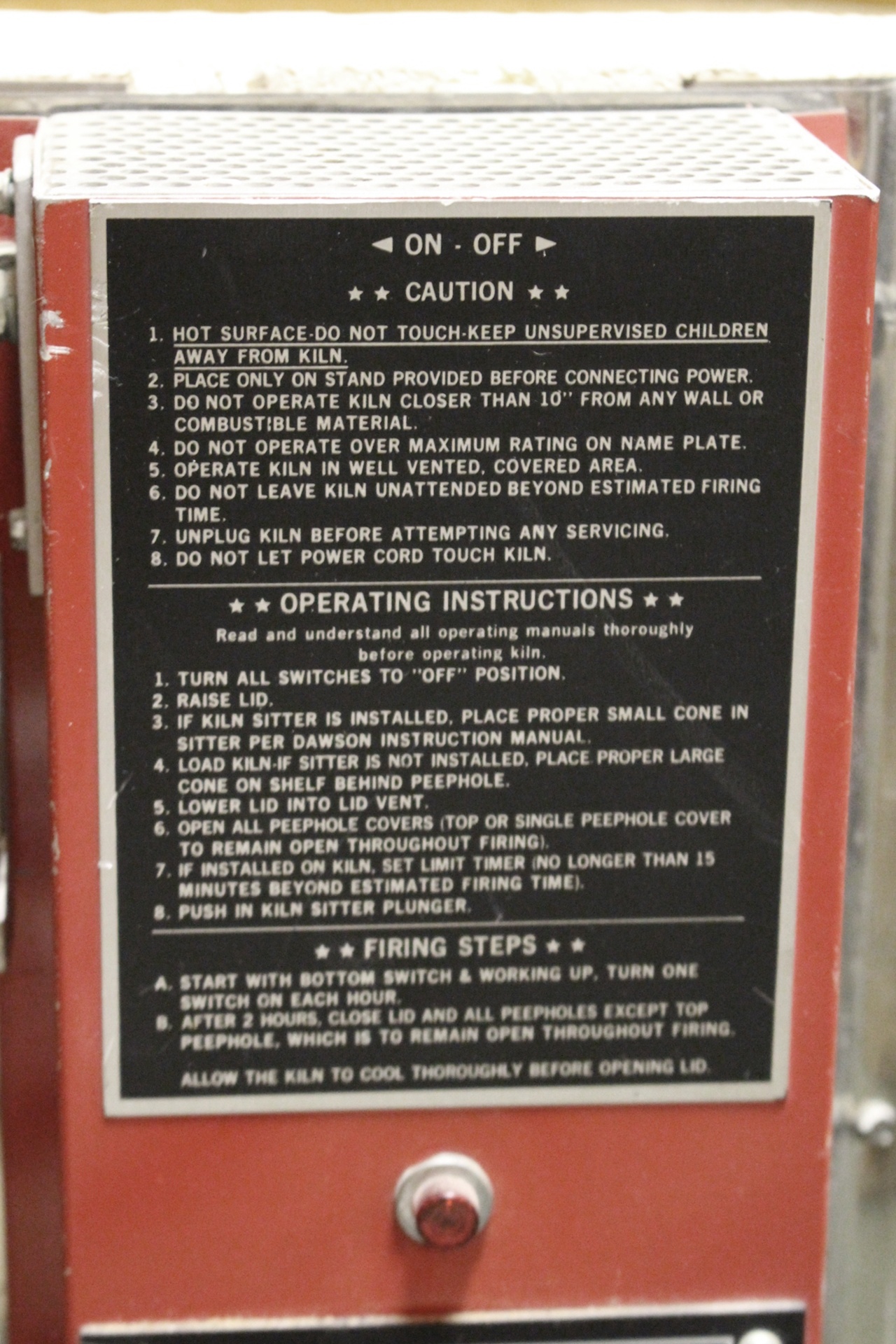 "Evenheat" Manual Kiln w/ Kiln Sitter Control and Supplies