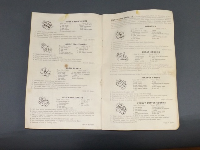 Vintage Mirro Cooky-Pastry Press