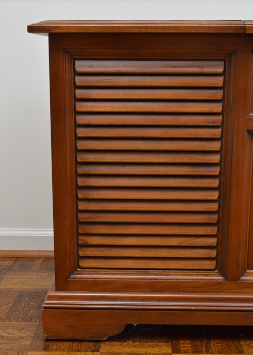 Vintage Stereo Cabinet with Receiver and Turn Table