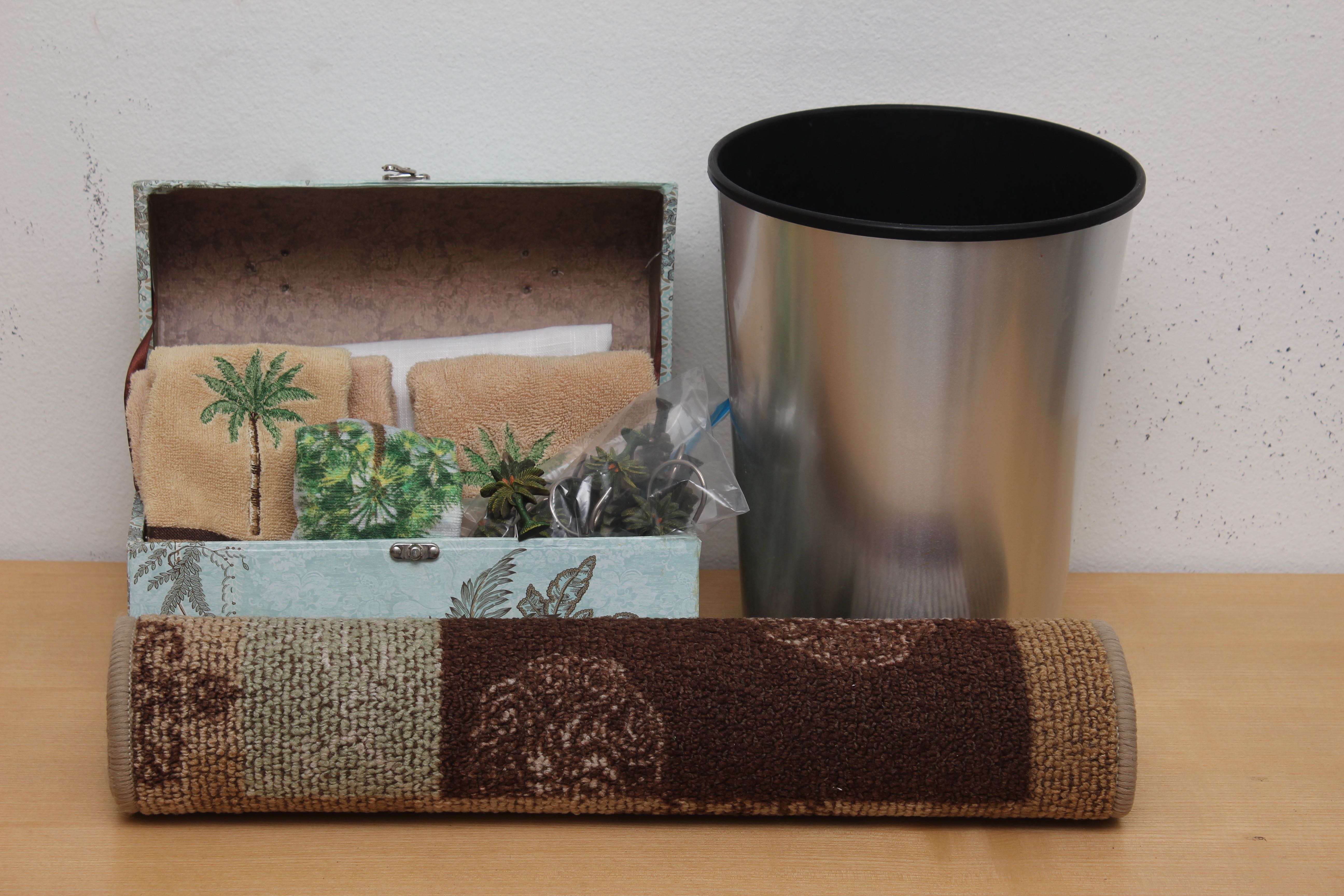 Palm Tree Bathroom Accessories Collection