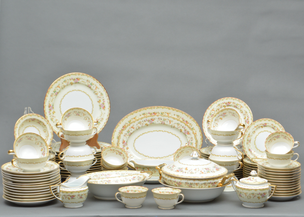 Vintage Noritake M China 12 Place Settings in  Columbine Pattern