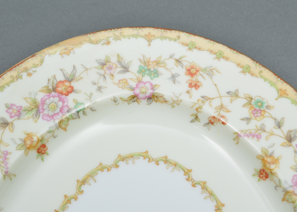 Vintage Noritake M China 12 Place Settings in  Columbine Pattern