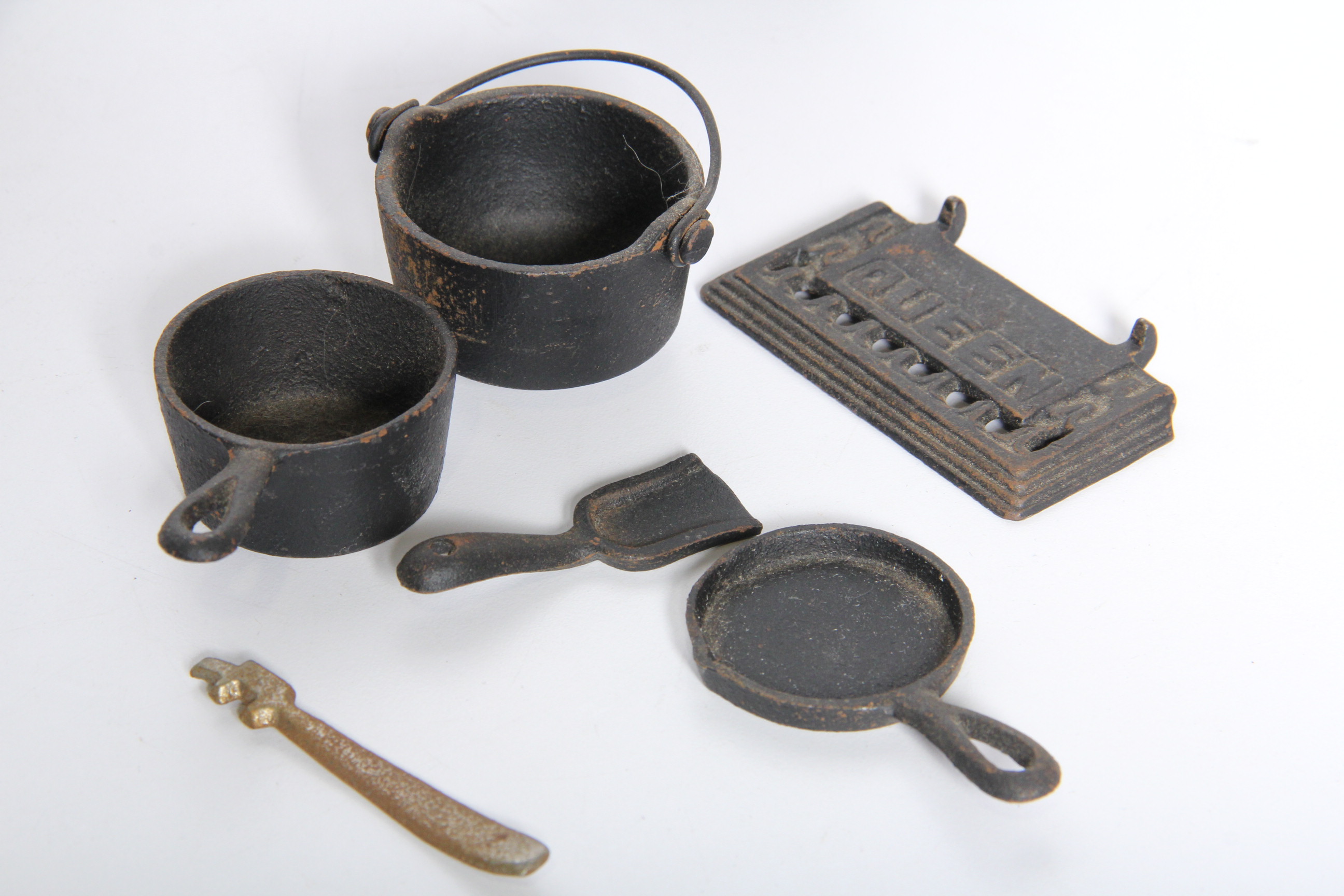 Cast Iron Miniature Collectibles
