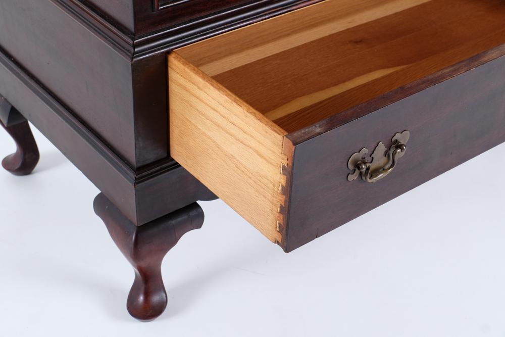 Lane Colonial Style Cedar Chest