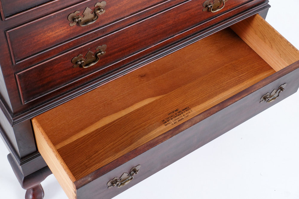 Lane Colonial Style Cedar Chest