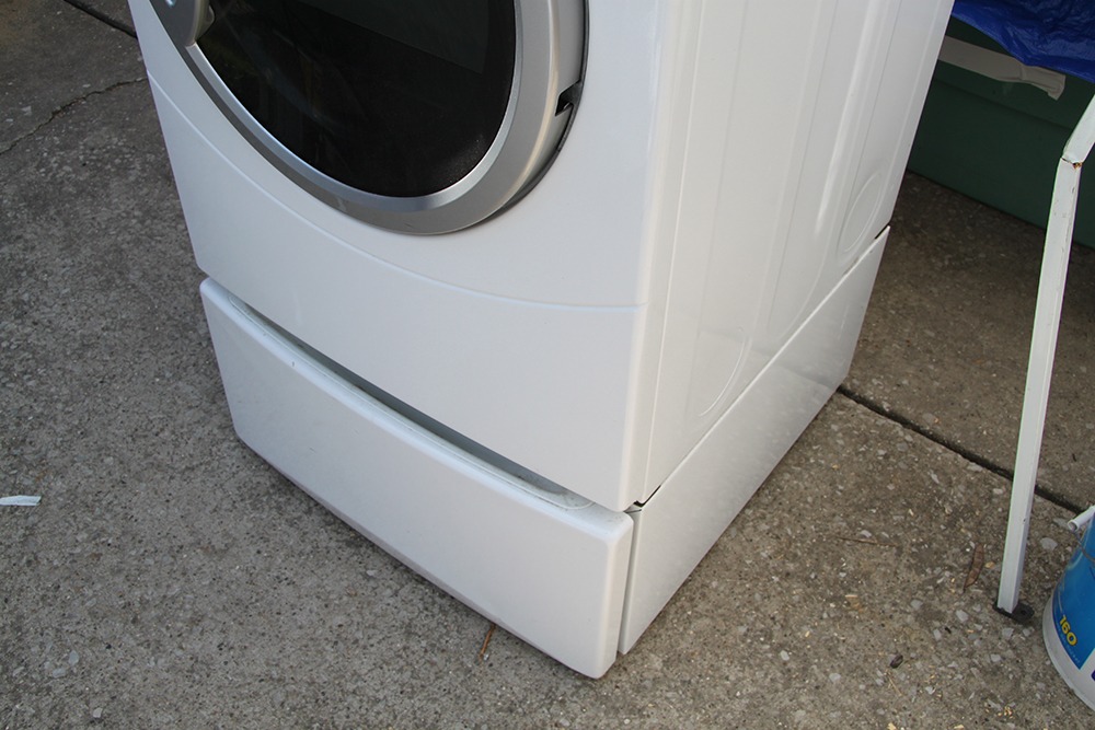 GE 7.0 CU FT. Super Capacity Electric Dryer