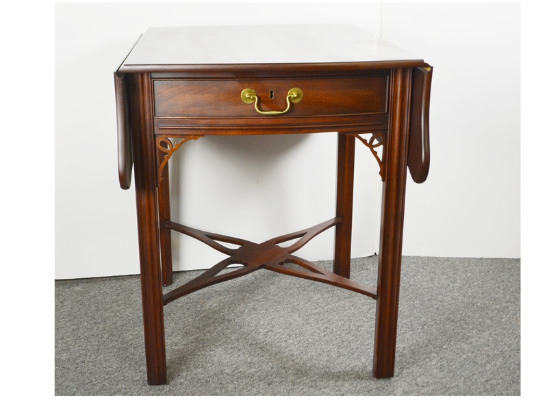 Henkel Harris Mahogany Drop Leaf Side Table