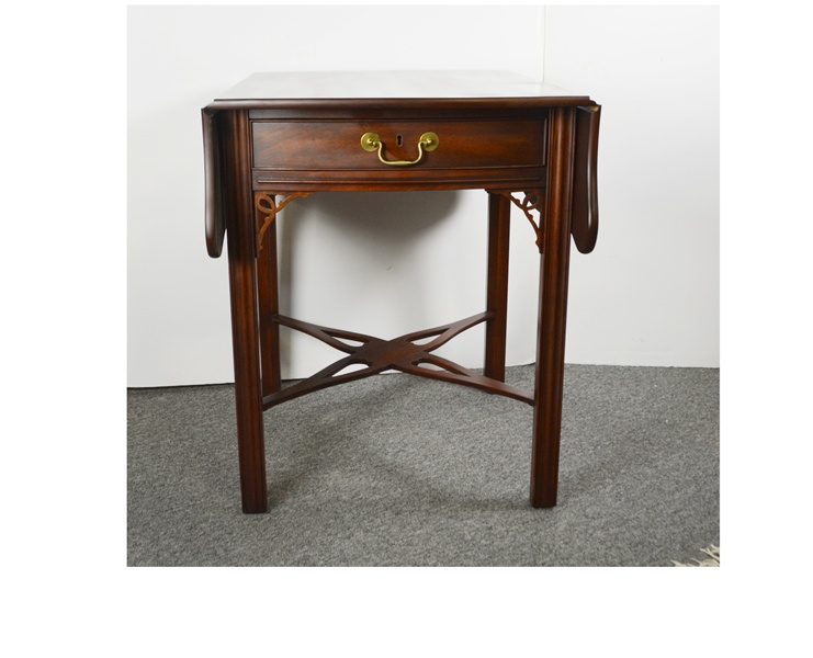 Henkel Harris Mahogany Drop Leaf Side Table