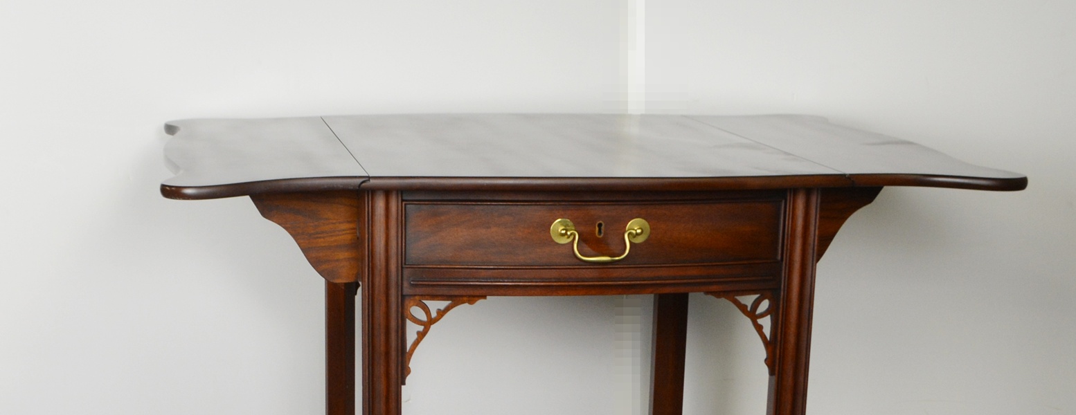 Henkel Harris Mahogany Drop Leaf Side Table