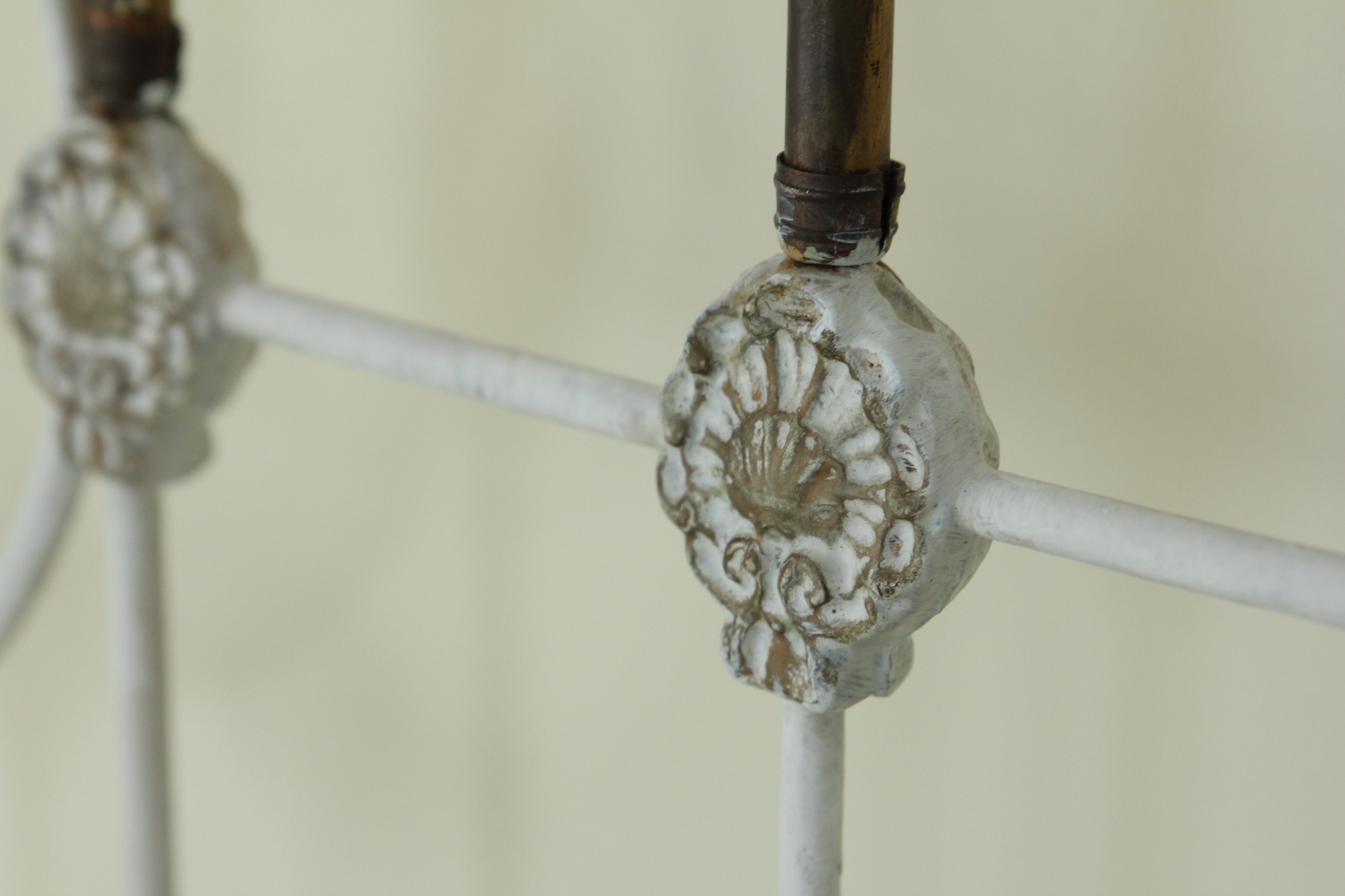 Antique Iron and Brass Trundle Bed