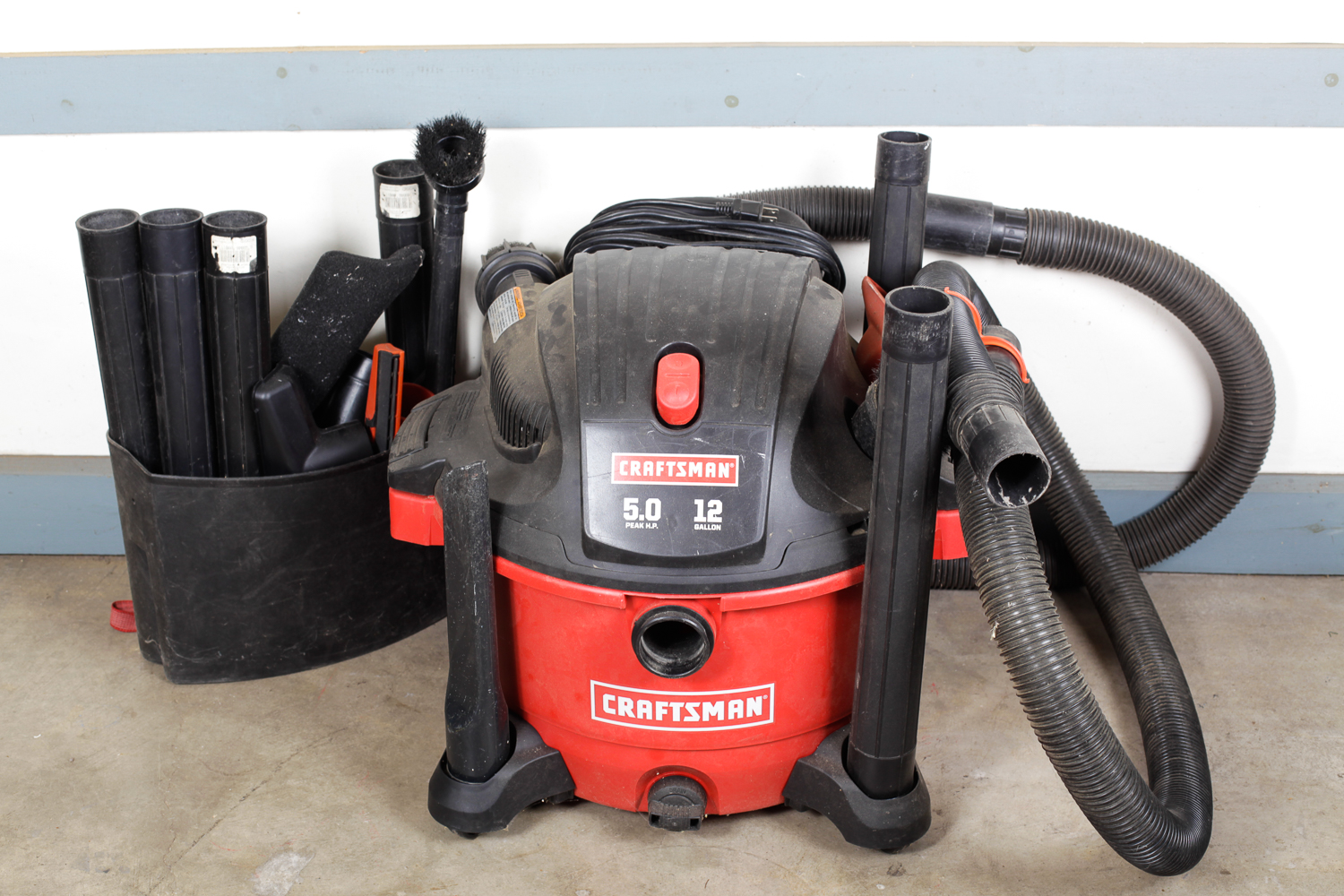 Craftsman 12 Gallon Wet/Dry Vacuum with Attachments