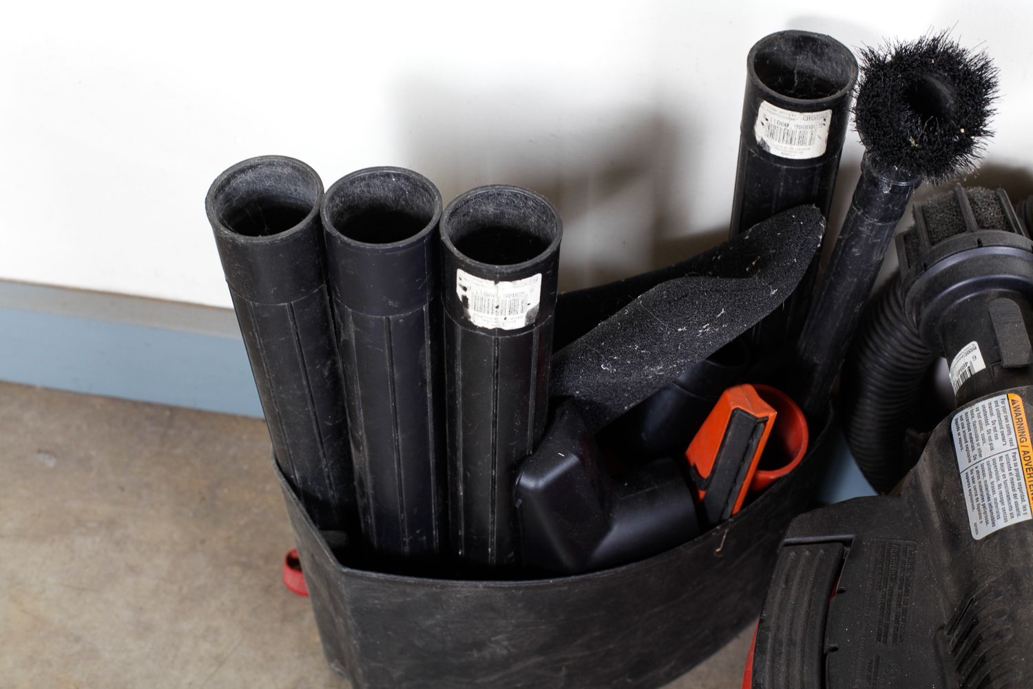 Craftsman 12 Gallon Wet/Dry Vacuum with Attachments