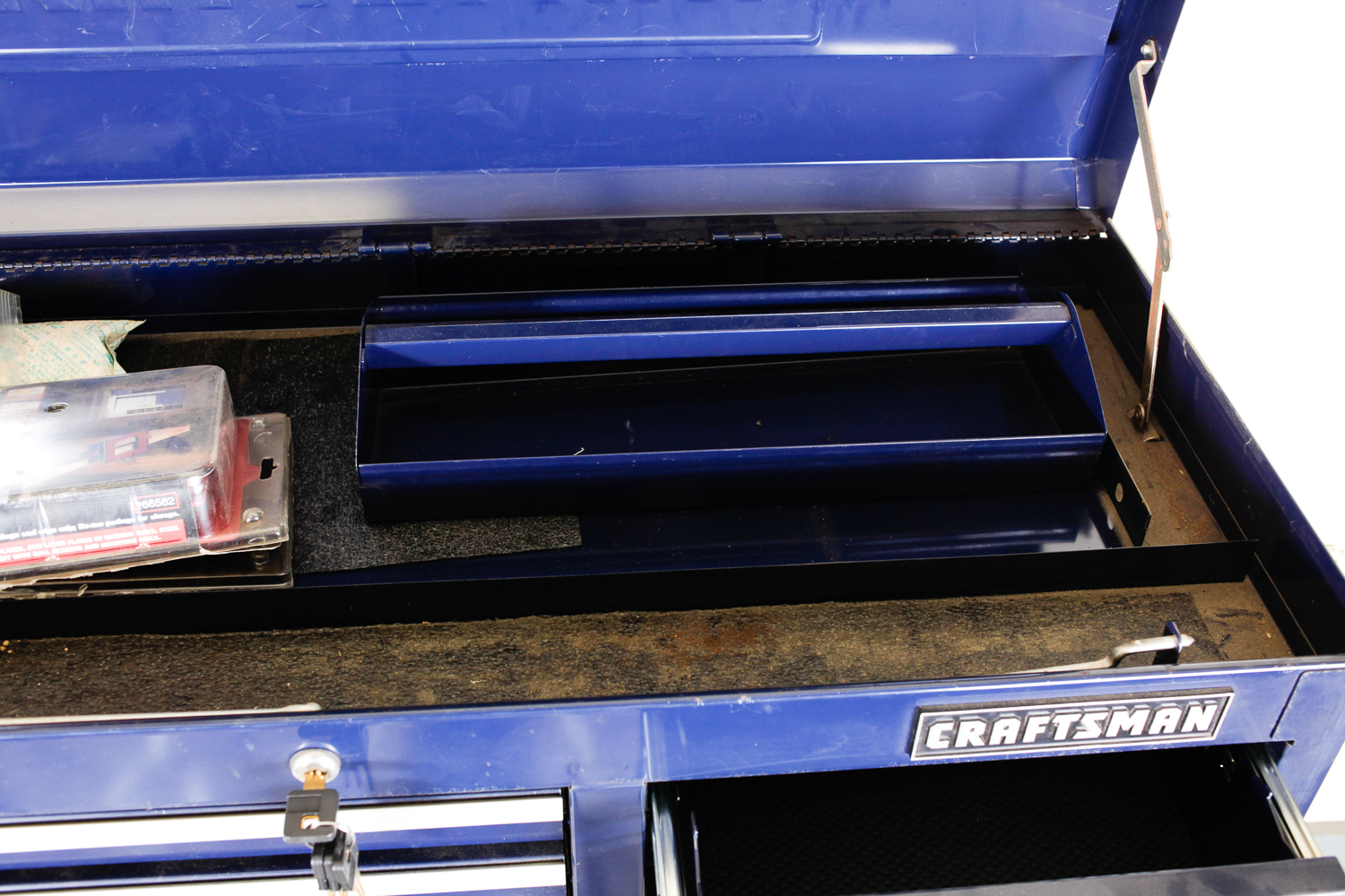 Craftsman Griplatch Combination Tool Chest with Cover and Tools