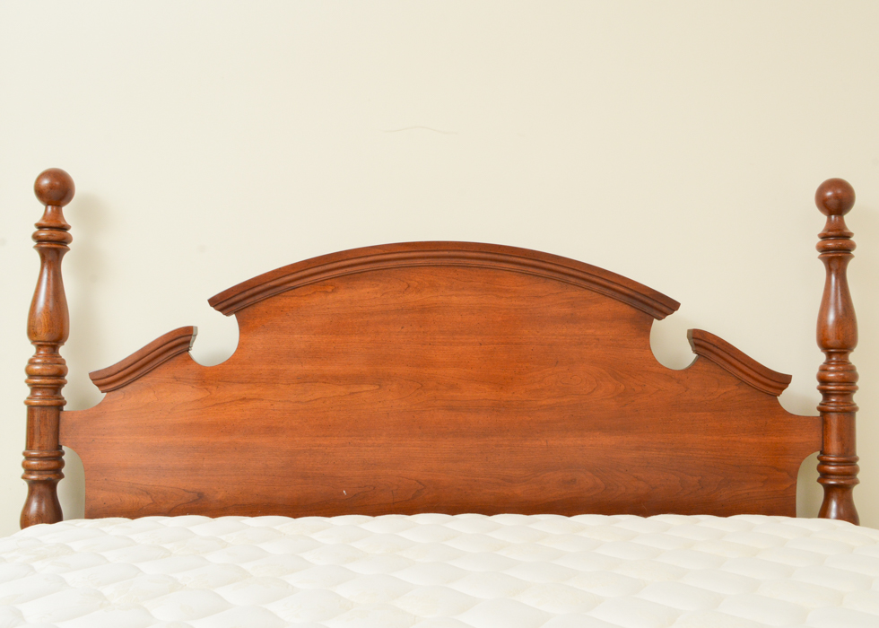Craftmatic Adjustable Bed with Headboard