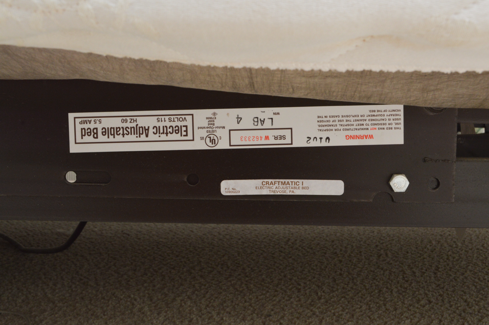 Craftmatic Adjustable Bed with Headboard