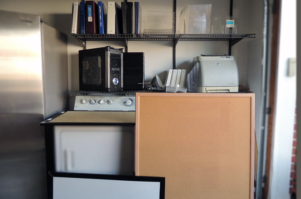 Apevia Gaming Computer, Laser Printer and Office Clean Out