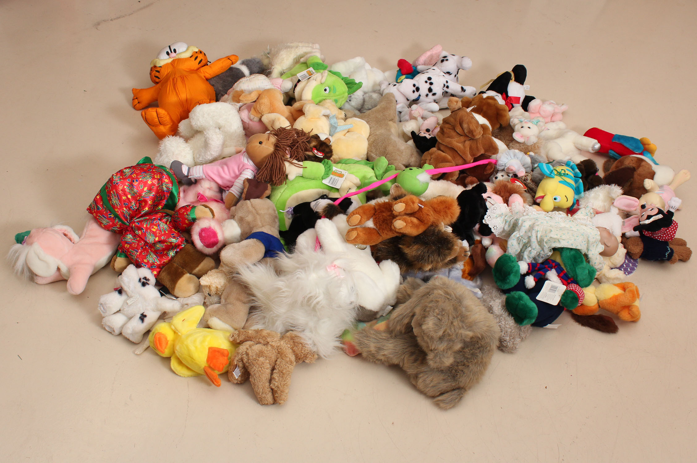 Generous Lot of Vintage Stuffed Animals