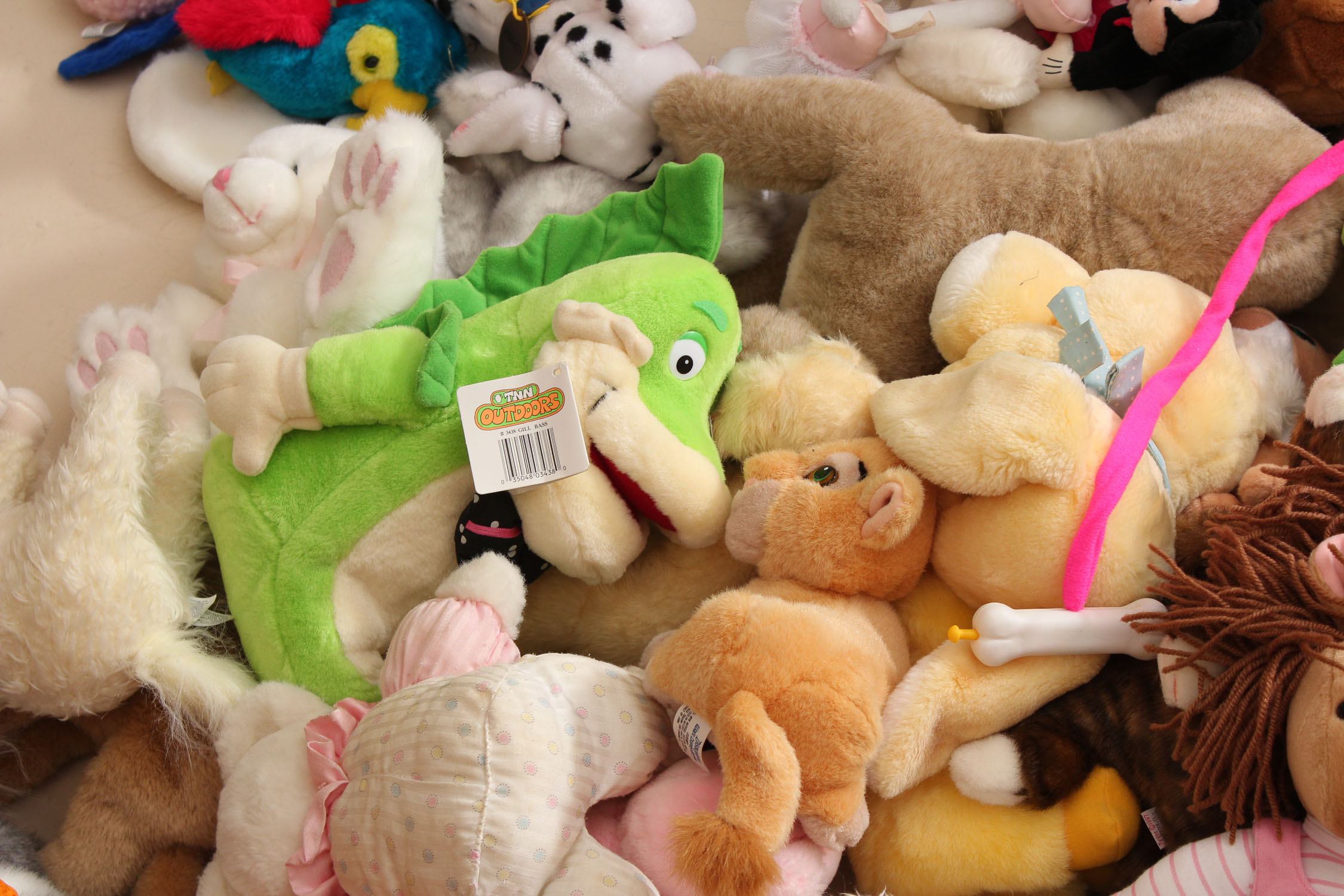 Generous Lot of Vintage Stuffed Animals