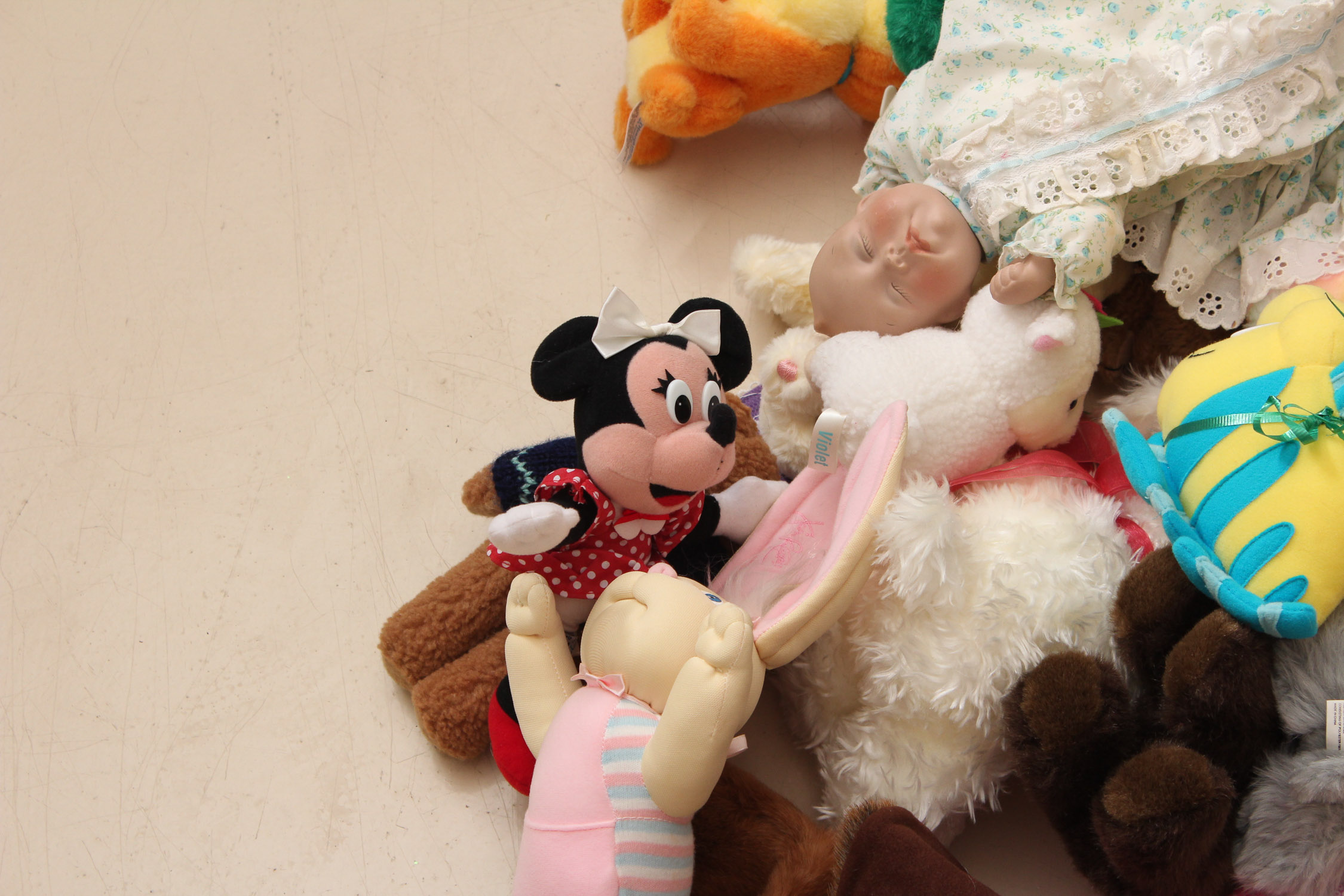 Generous Lot of Vintage Stuffed Animals