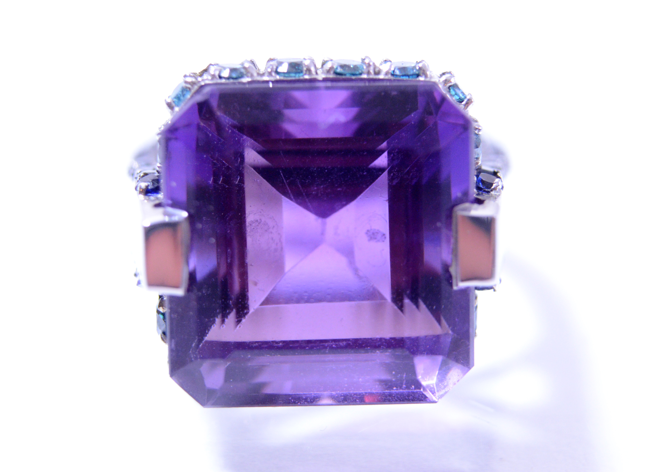 18K White Gold Amethyst and Diamond Ring