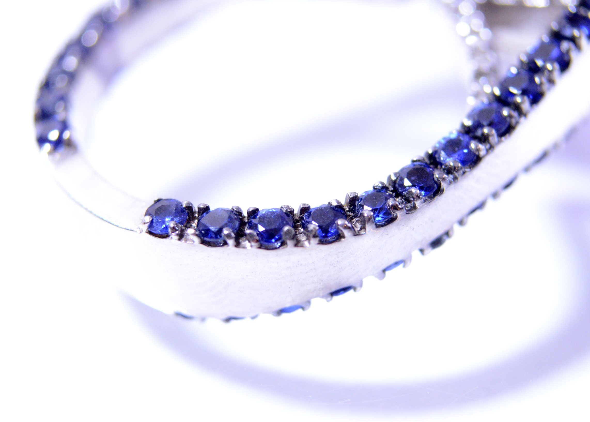 18K White Gold Amethyst and Diamond Ring