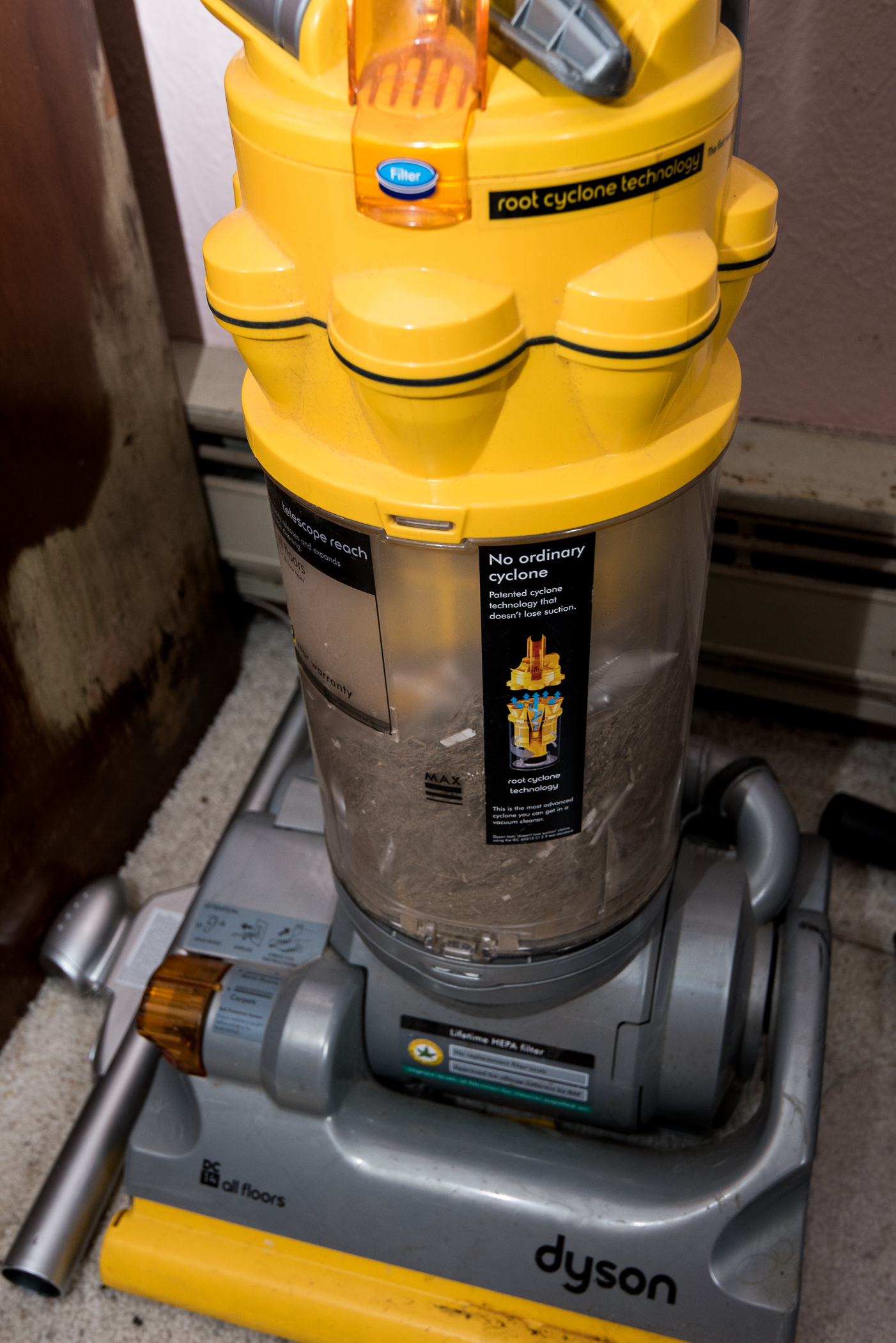 Dyson DC 14 Vacuum