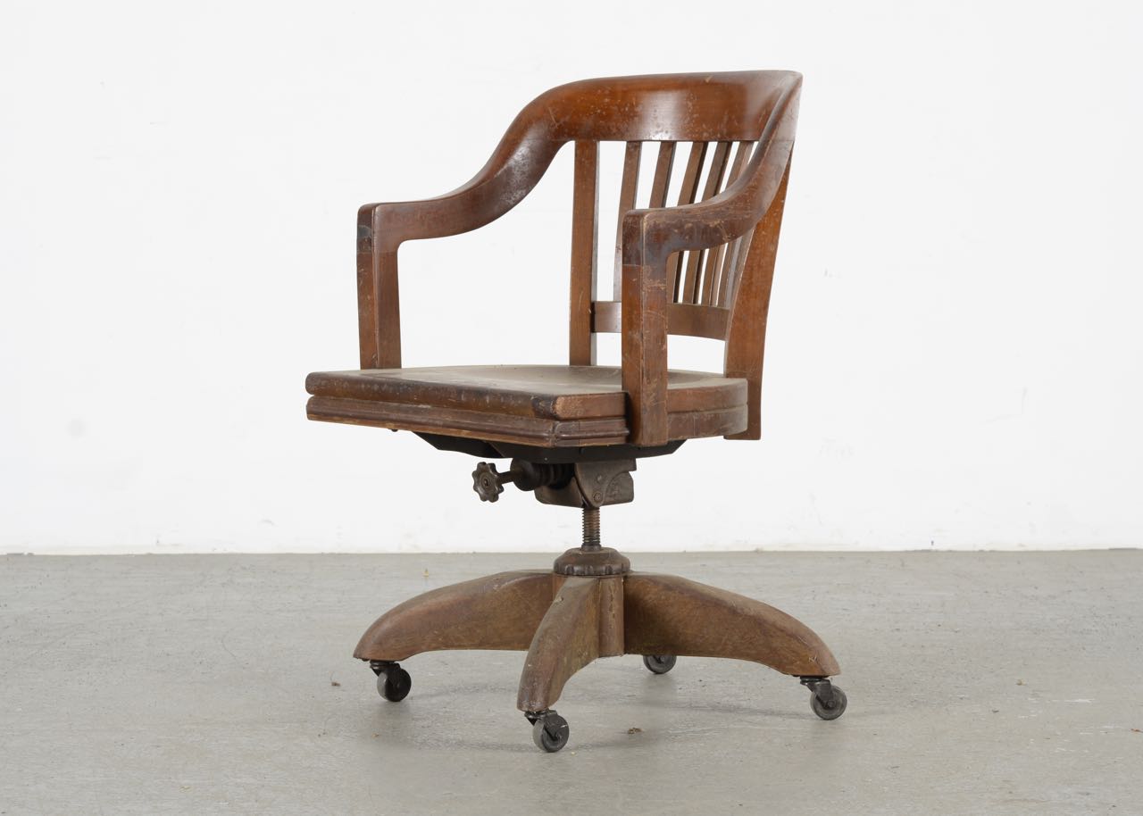 Vintage gunlocke office discount chair