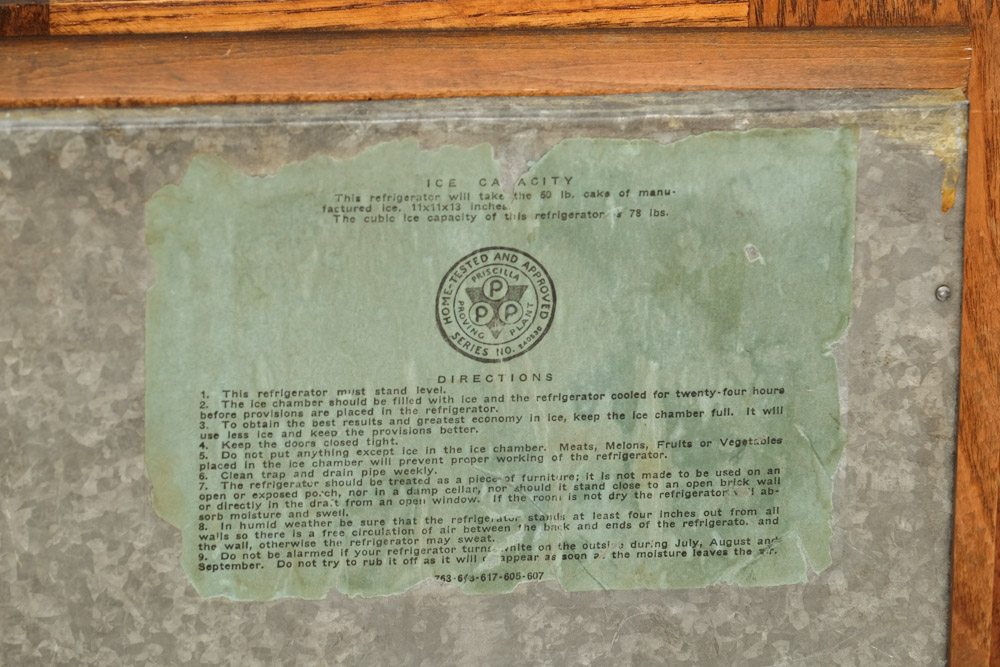 Gibson Cambria Oak Ice Box