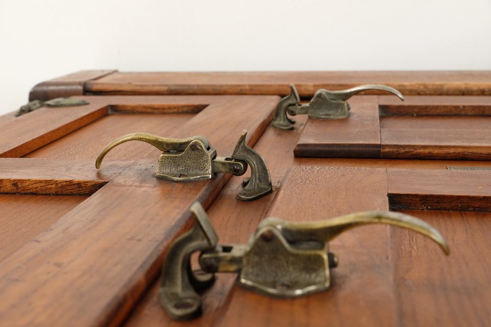 Gibson Cambria Oak Ice Box