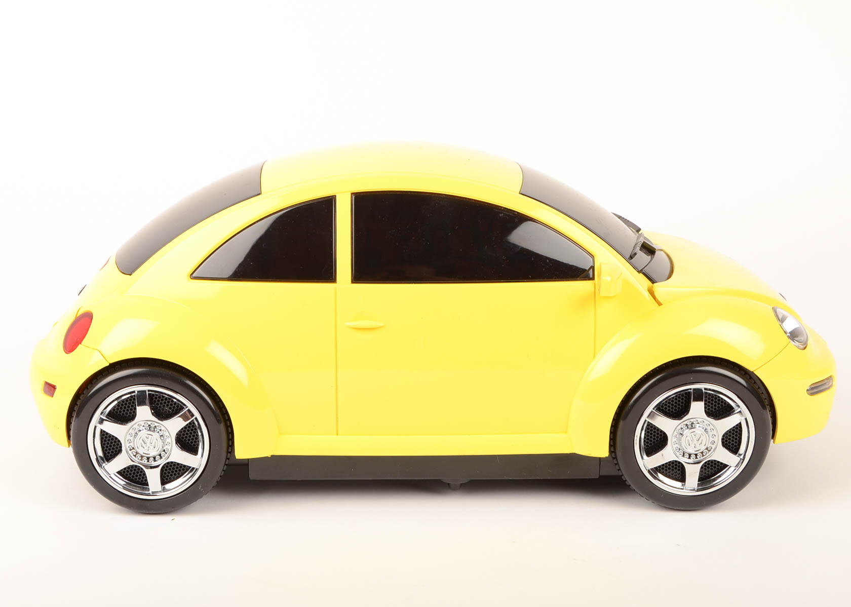 Sharper Image VW Beetle CD Player and Tuner