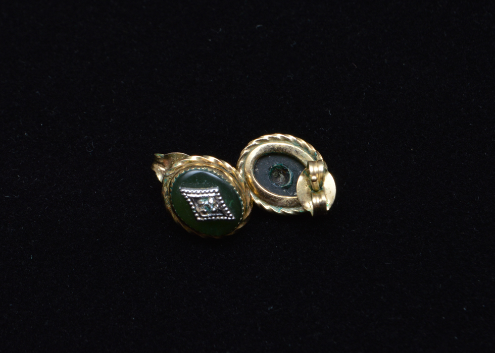 Antique and Vintage Costume Jewelry