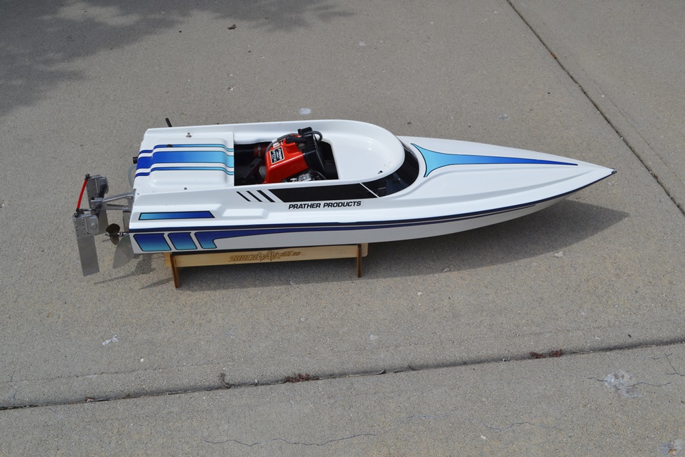 Prather Products "Shockwave 55 SS" RC Boat