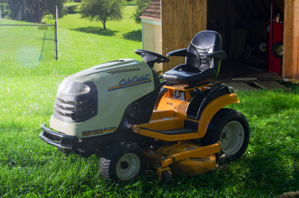 Cub Cadet GT2554 Garden Tractor