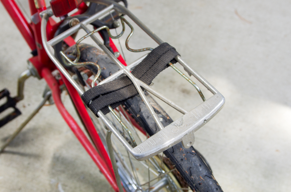 Vintage Giant "Gold Coast" Bicycle with Shimano Components