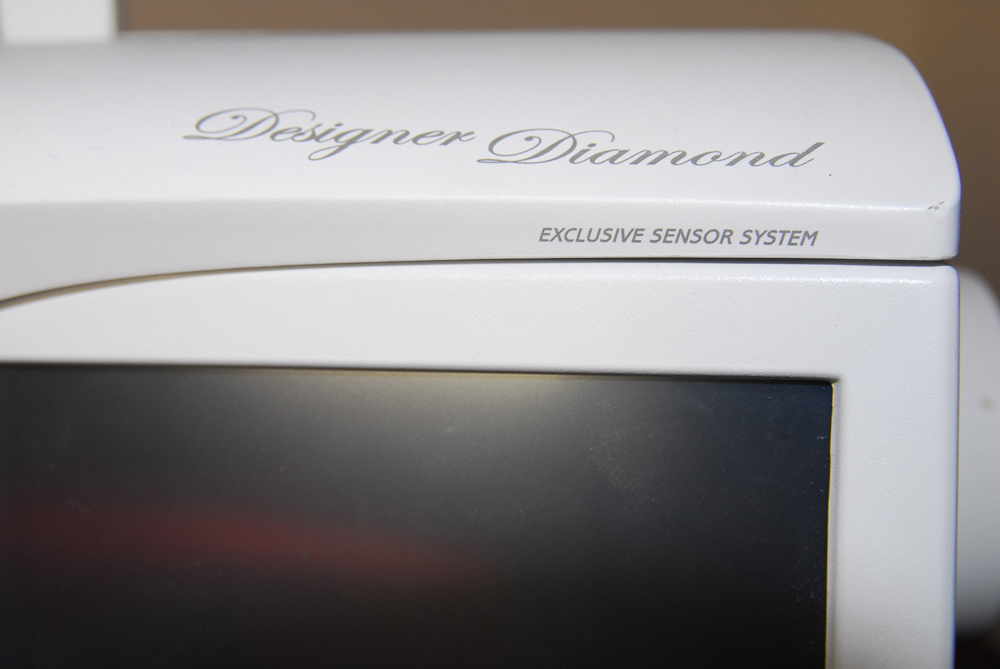 Viking Husquvarna Sewing Machine