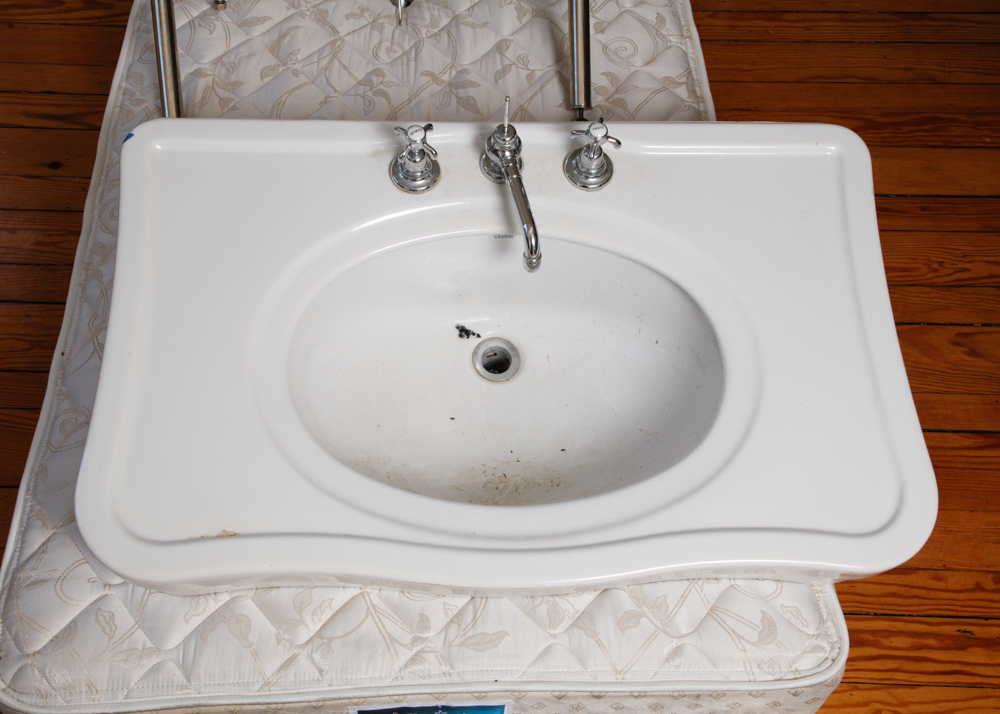 A Waterworks "Belle Epoque" French Porcelain Sink