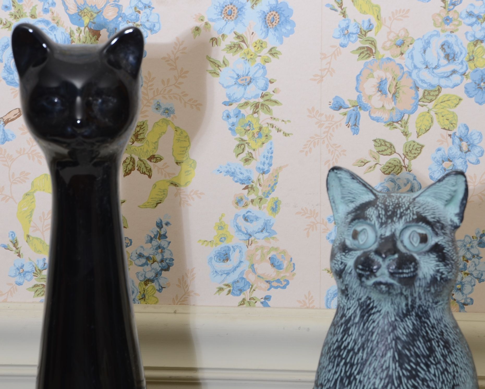 Cat Figurines And Statues