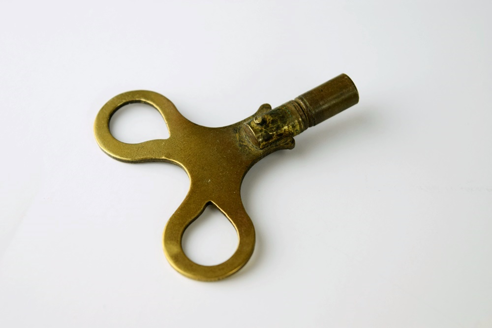 Ansonia "Broadway" Parlor Clock in Carved Walnut Case
