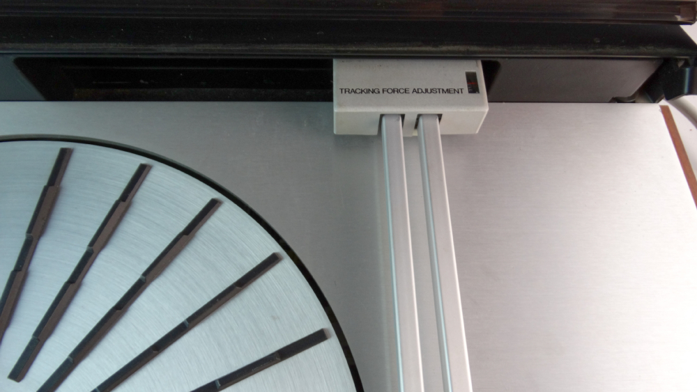 Bang & Olufsen Denmark Turntable Beogram 4002