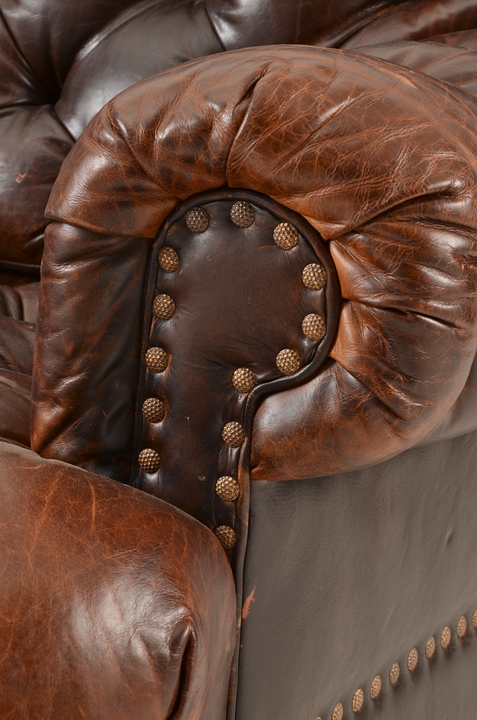 Double Chesterfield Sofa