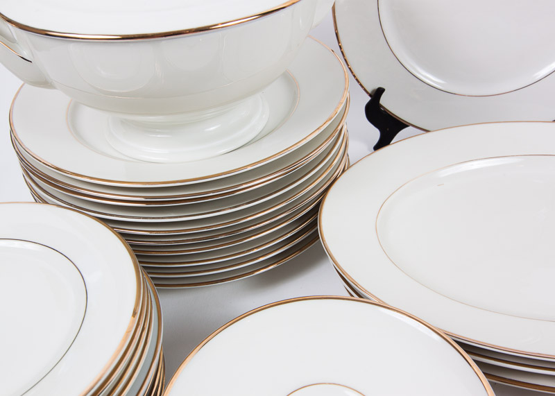 84-Piece Johann Haviland “Golden Band” China Set
