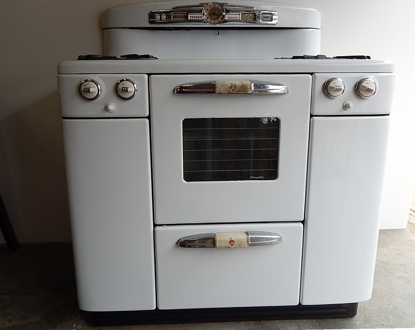 1952 Tappan White Porcelain Stove