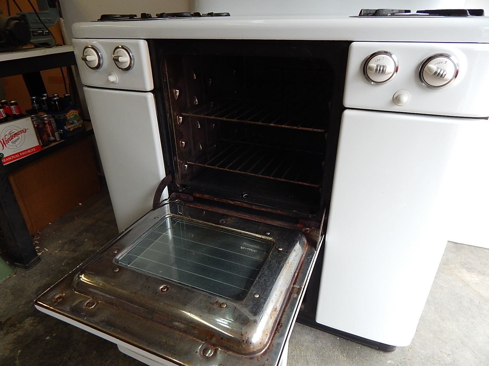 1952 Tappan White Porcelain Stove