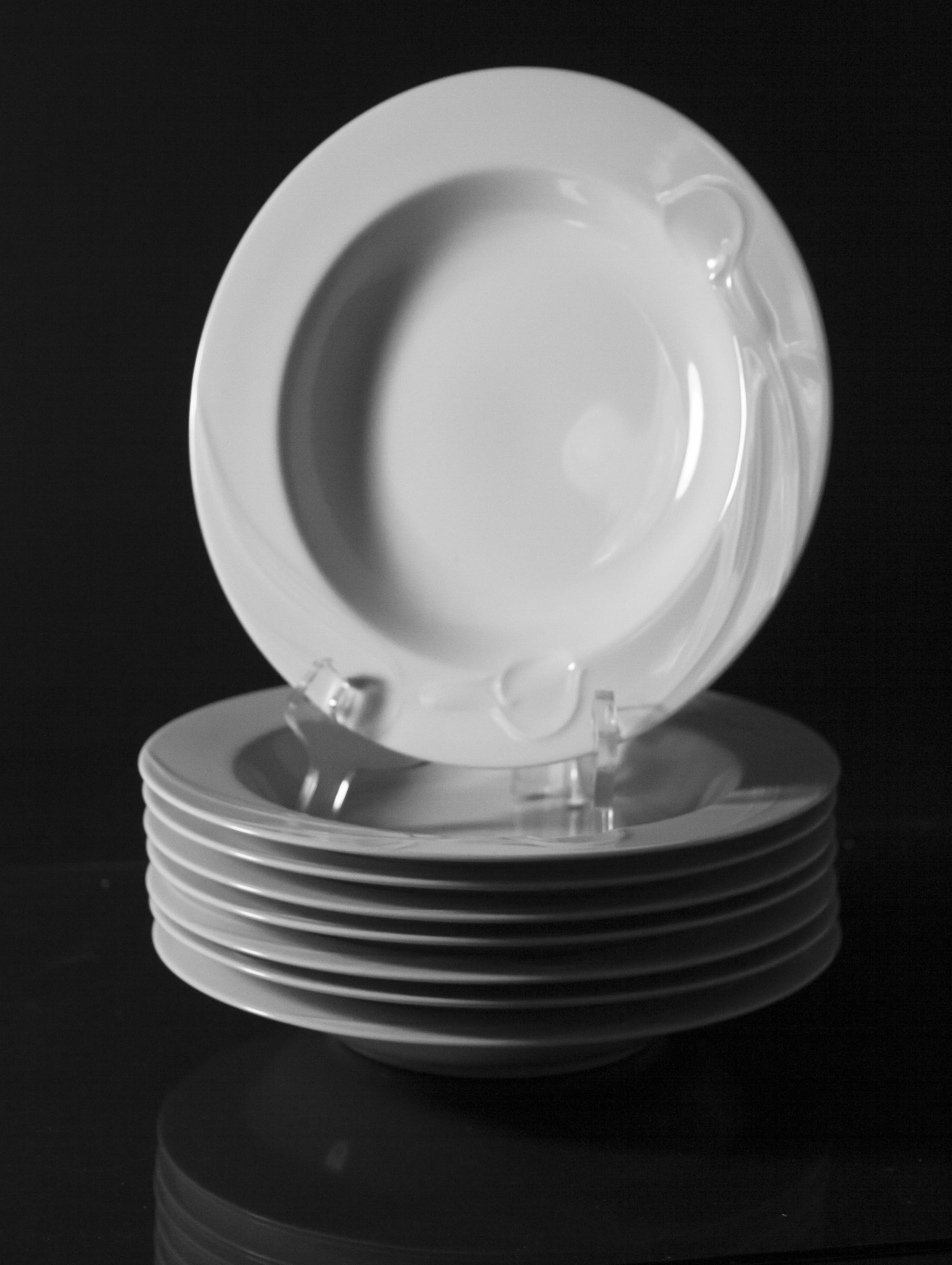 Mikasa Calla Lily China and Oneida Flatware