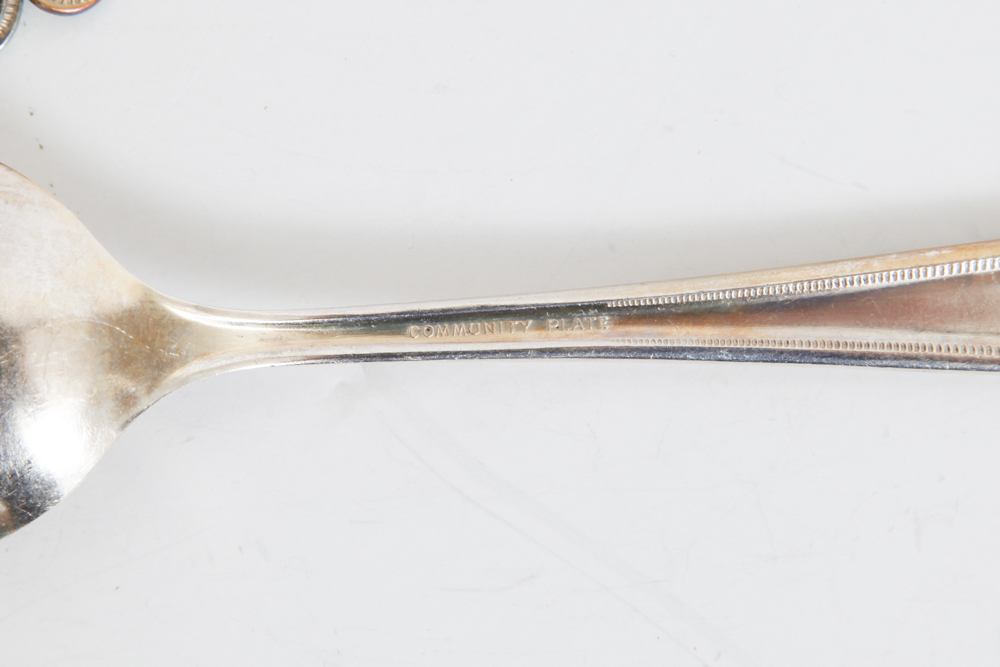 Oneida Community "Grosvenor" Silver Plate Flatware