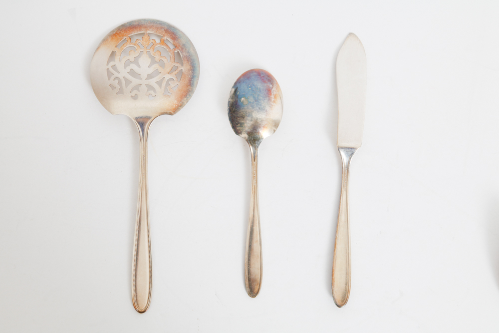 Oneida Community "Grosvenor" Silver Plate Flatware